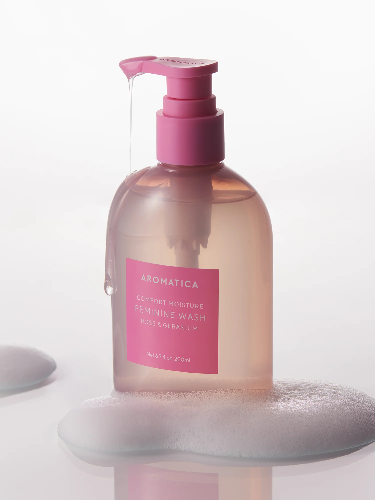 Comfort Moisture Feminine Wash Rose & Geranium 200ml - Image 4