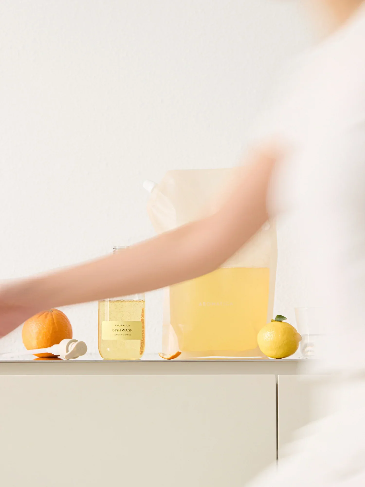 Dish Wash Lemon & Orange Refill 2L - Image 6