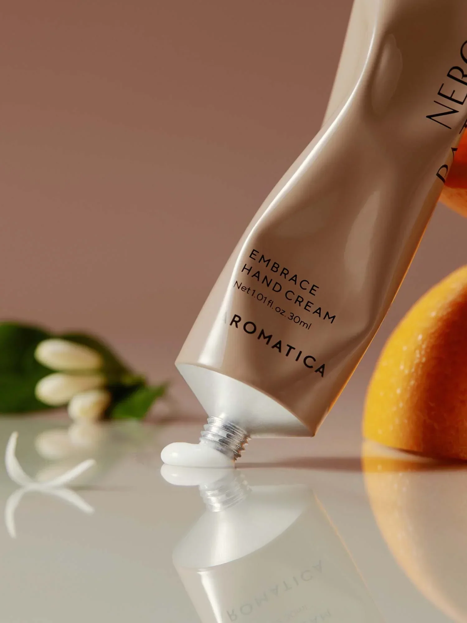 Embrace Hand Cream Neroli & Patchouli 30ml - Image 3