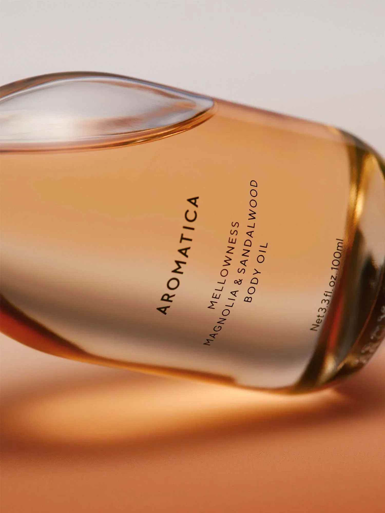 Mellowness Body Oil Magnolia & Sandalwood 100ml - Image 5