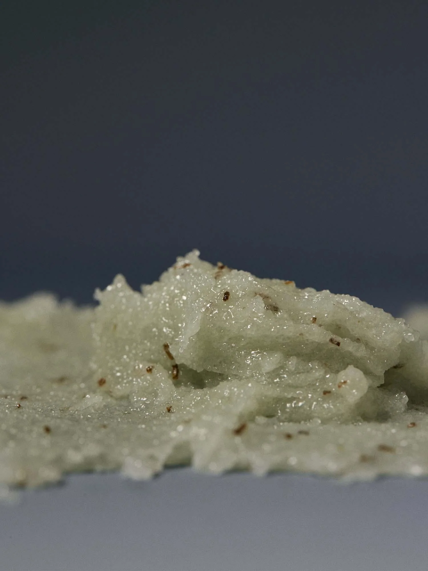 Inspirit Sugar Body Scrub Basil & Bergamot 300g - Image 6