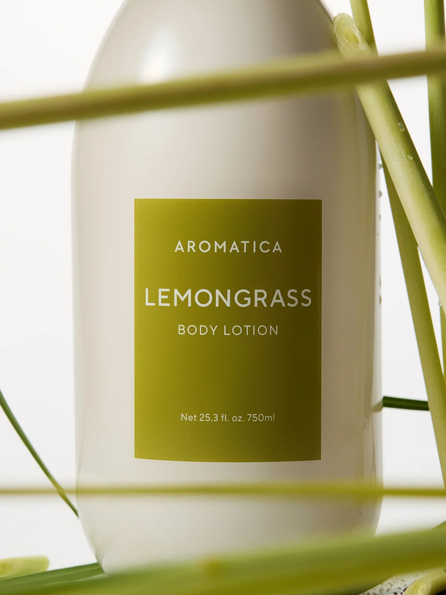 Lemongrass Body Wash 1L & Body Lotion 750ml Set - Image 3