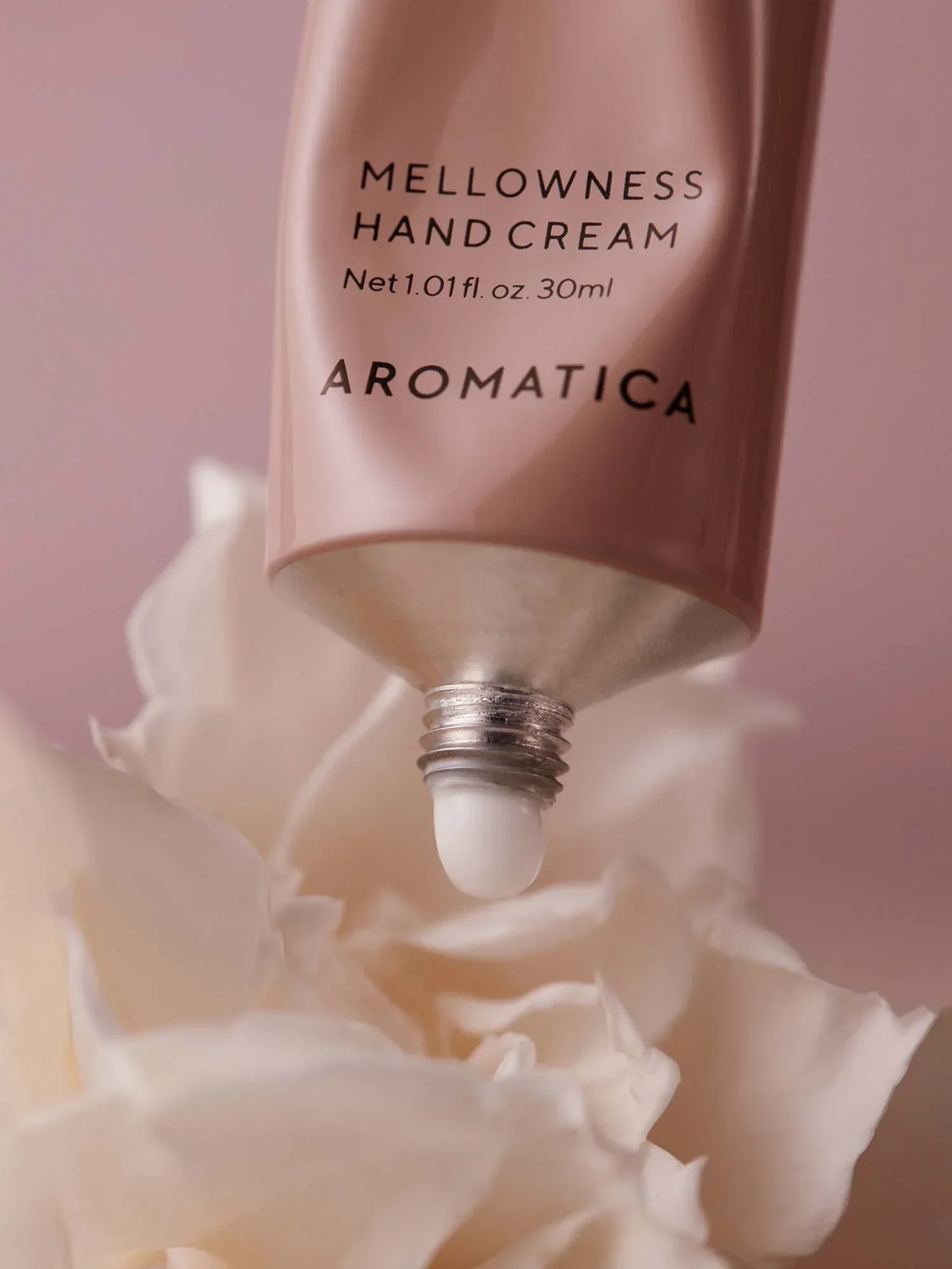 Mellowness Hand Cream Magnolia & Sandalwood 30ml - Image 3
