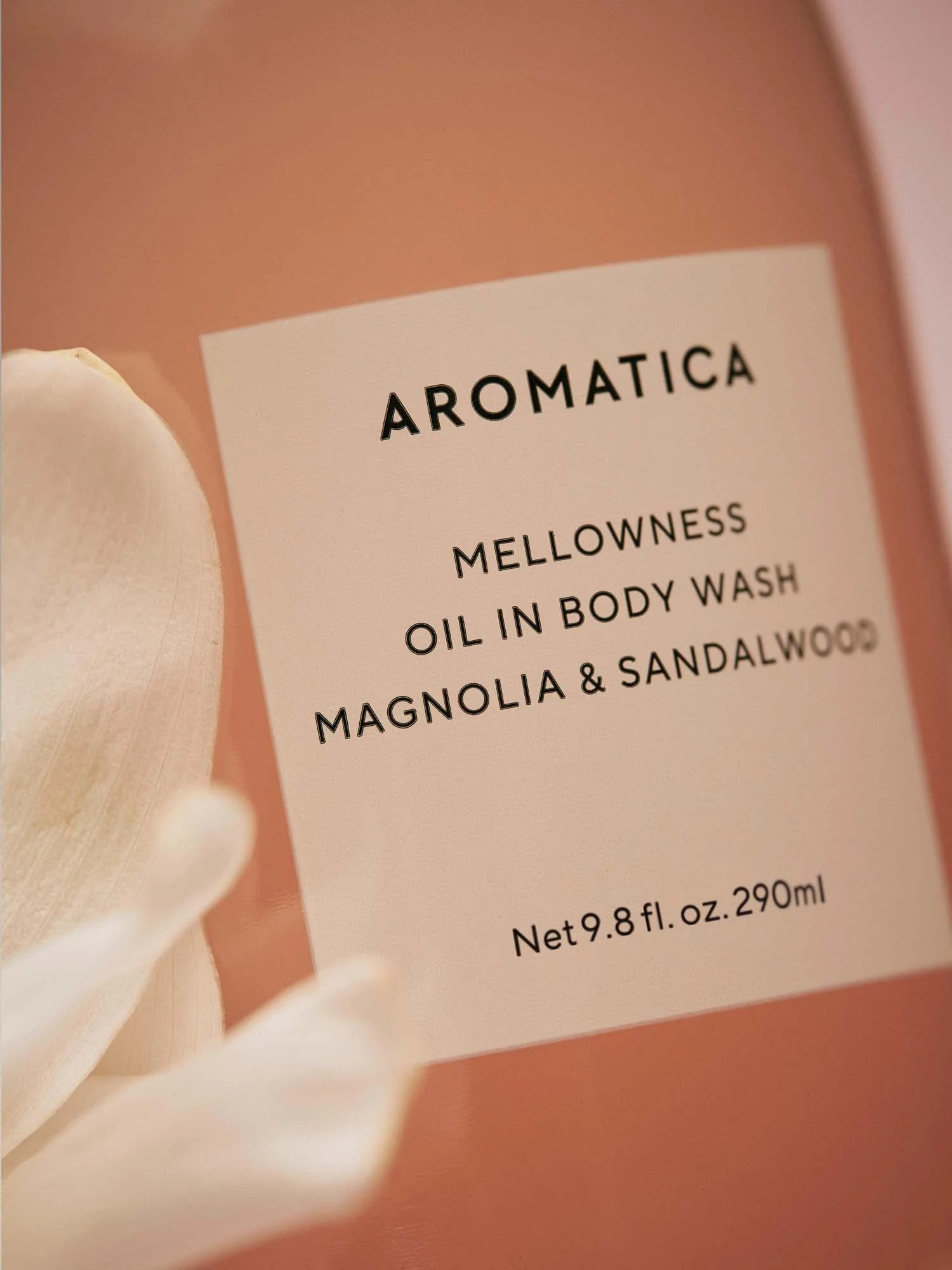 Mellowness Oil in Body Wash Magnolia & Sandalwood 290ml - Image 4