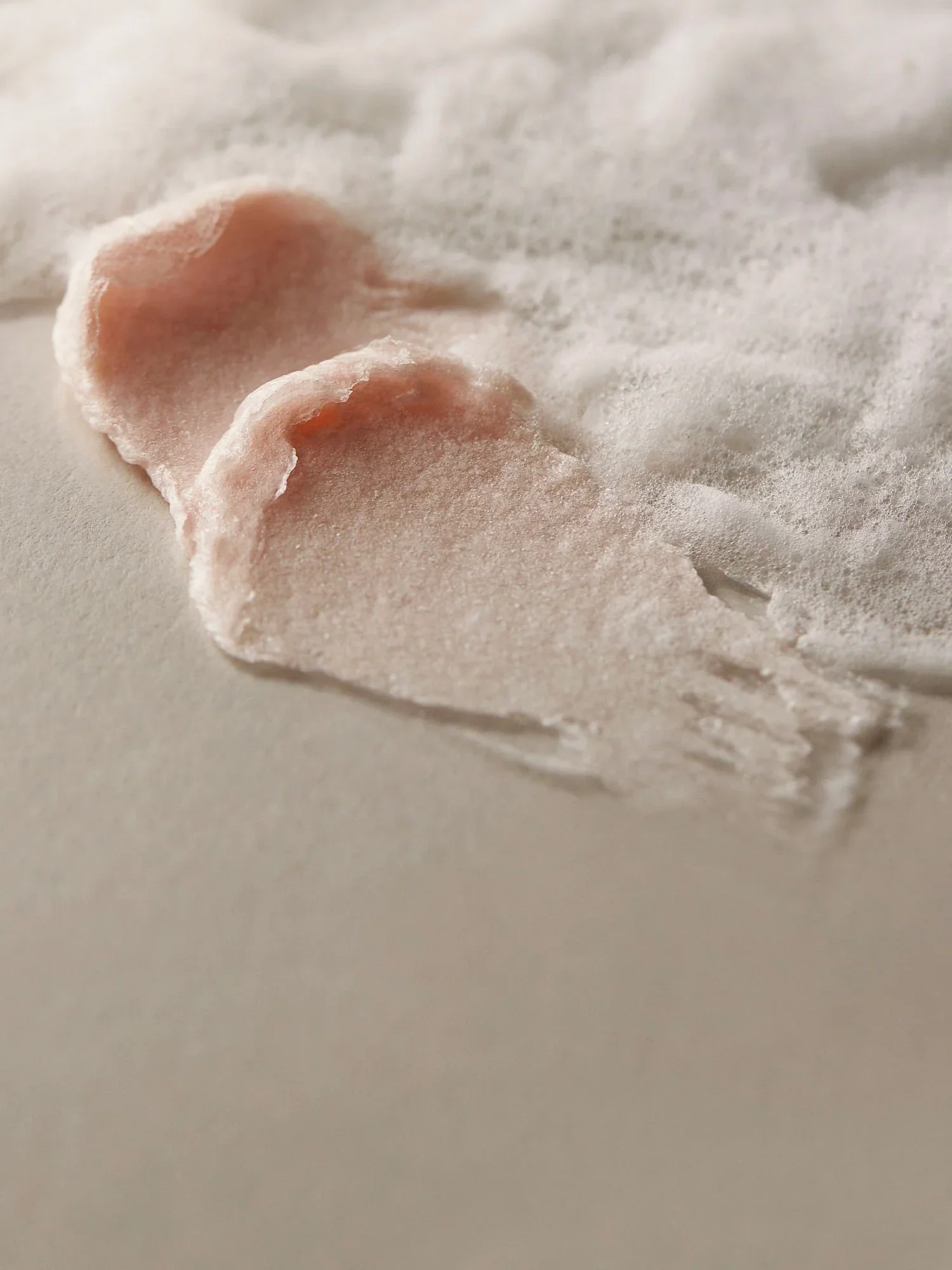 Reviving Rose Infusion Cream Cleanser 145ml - Image 4