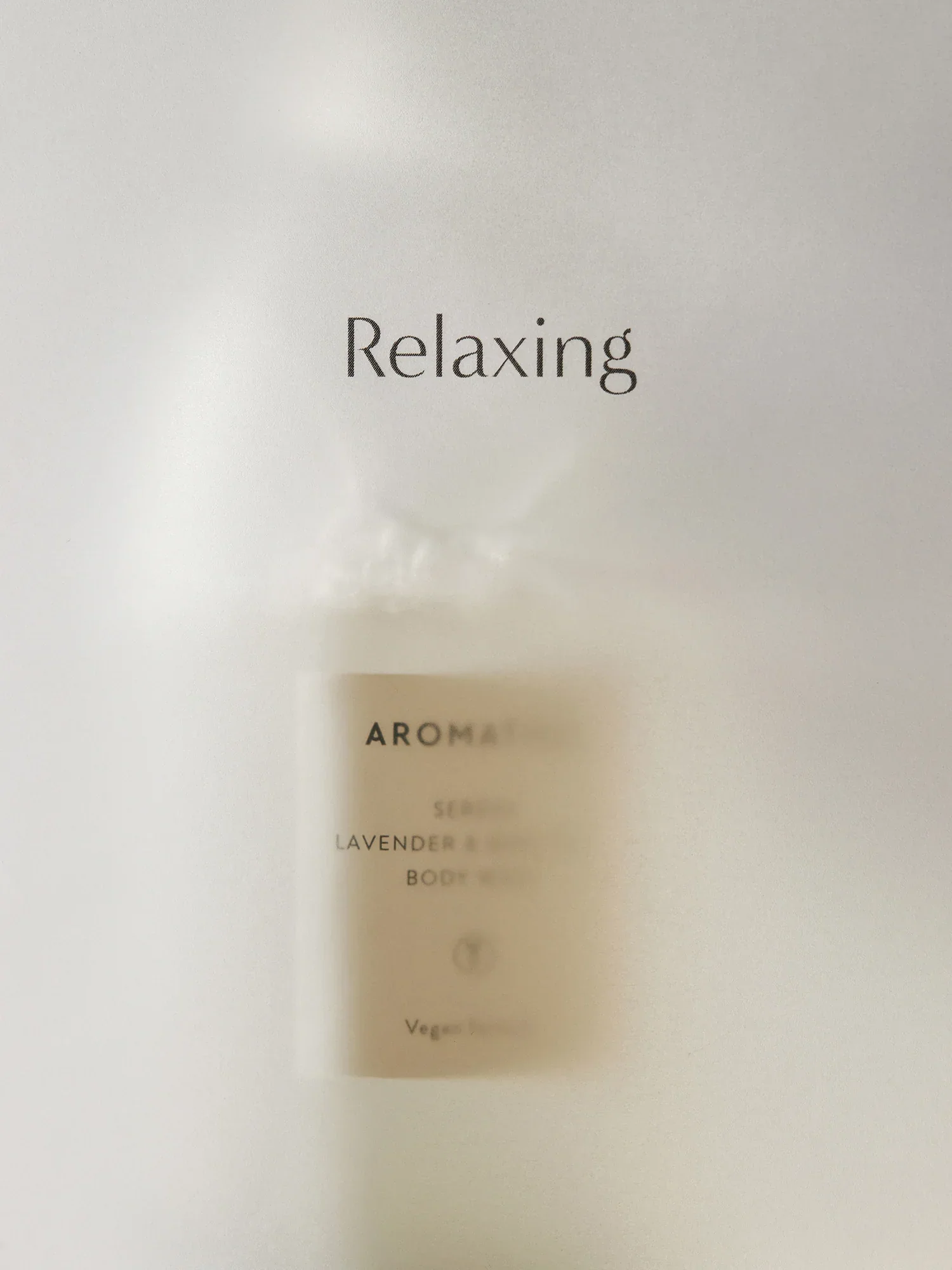 Serene Body Wash Lavender & Majoram 300ml & Refill 300ml - Image 4
