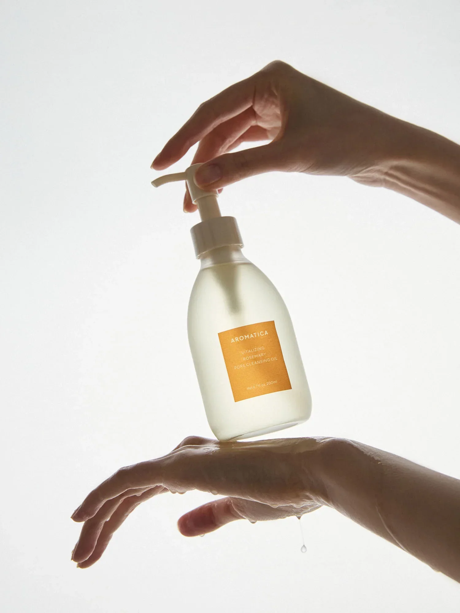 Vitalizing Rosemary Pore Cleansing Oil 200ml - Image 3