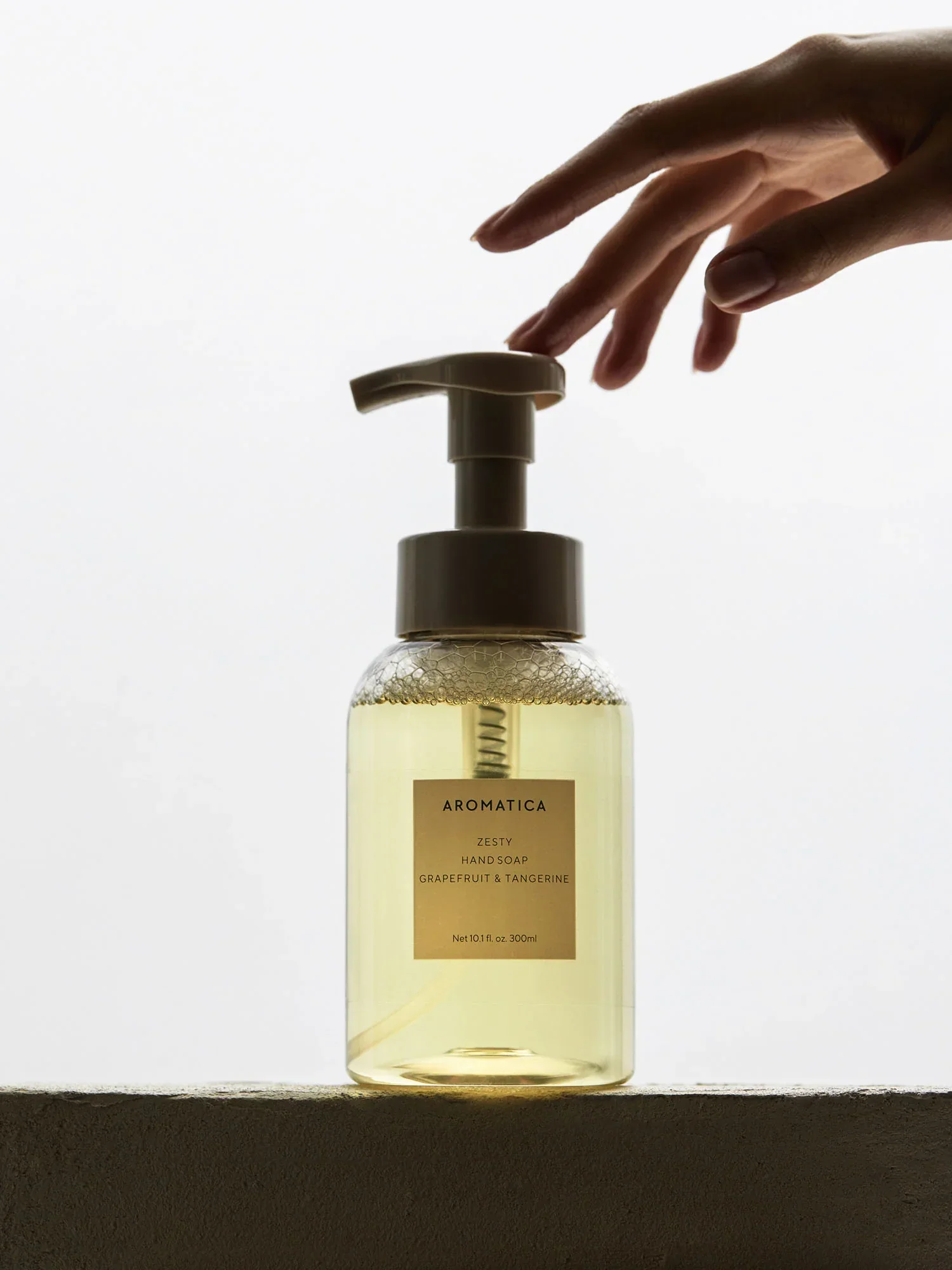 Zesty Hand Soap Grapefruit & Tangerine 300ml - Image 4